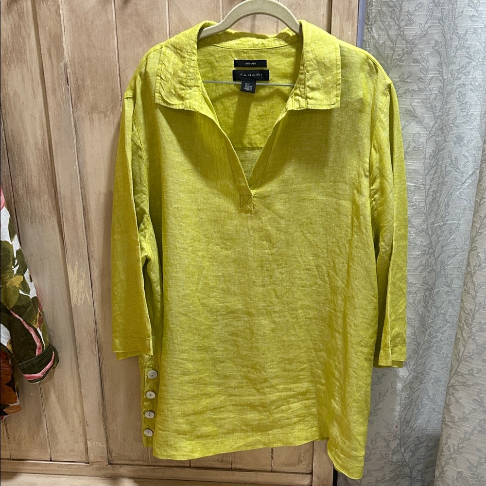 Tahari-Chartreuse and Multicolor Leaf Print Ladies 100 % Linen Shirts - Picture 8 of 12